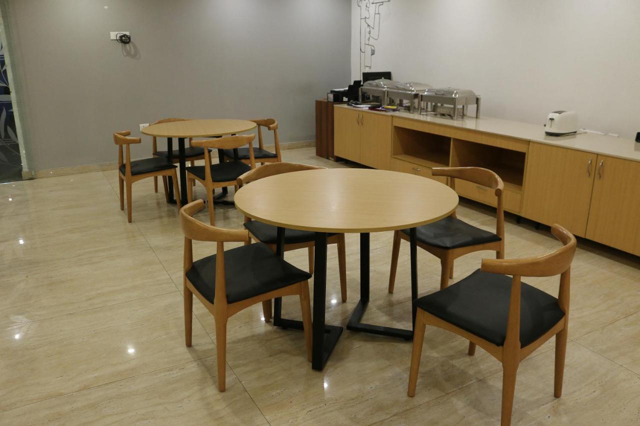 Sm Hives Hotel Bhubaneswar Luaran gambar