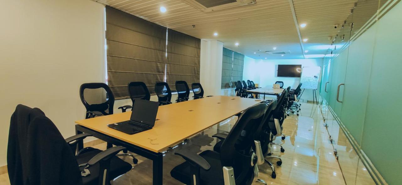 Sm Hives Hotel Bhubaneswar Luaran gambar